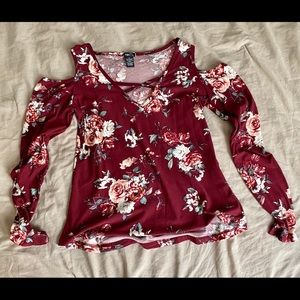 ~long sleeve, floral shirt, with open shoulder~